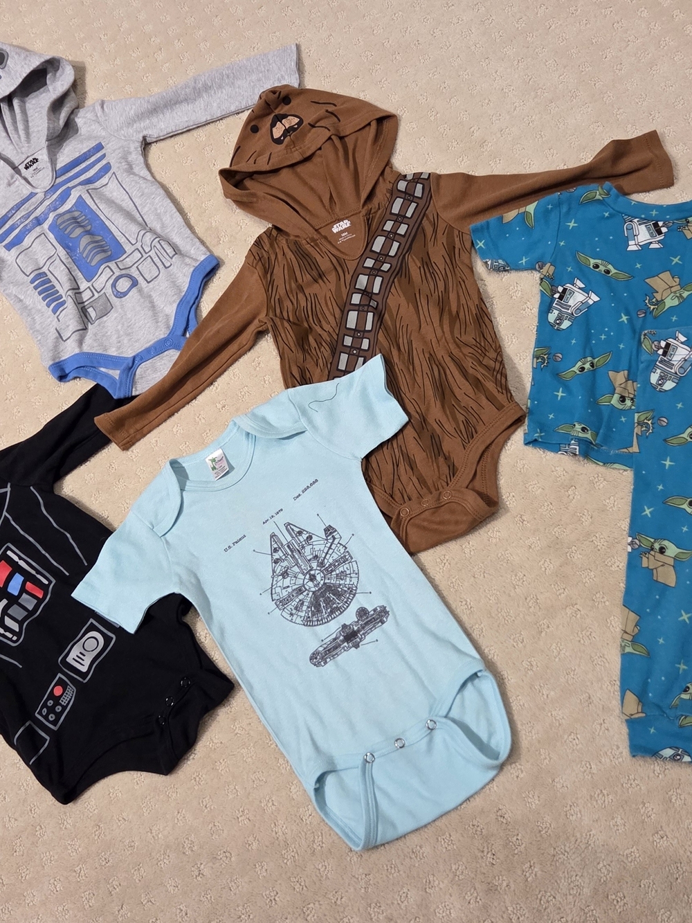 Lot of 18 Month Star Wars Clothes